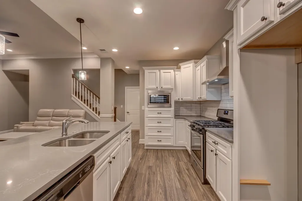 125 White Pine Court Frankfort KY 40601