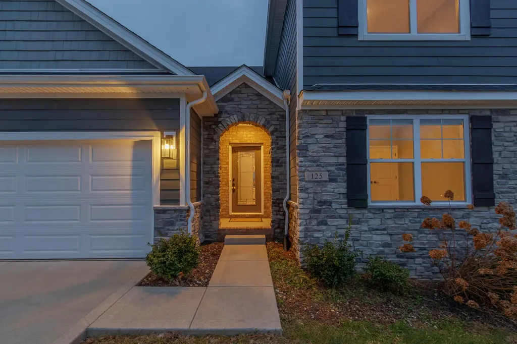 125 White Pine Court Frankfort KY 40601