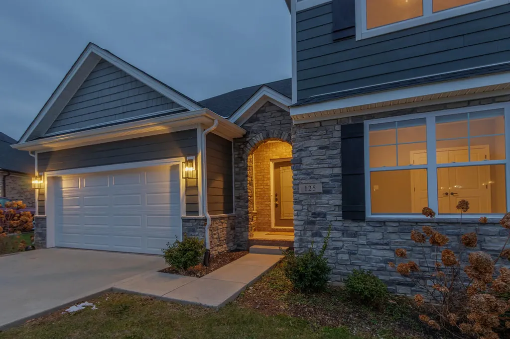 125 White Pine Court Frankfort KY 40601
