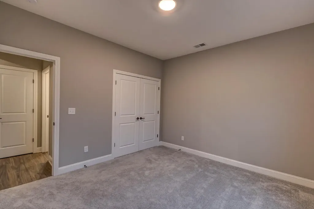 125 White Pine Court Frankfort KY 40601