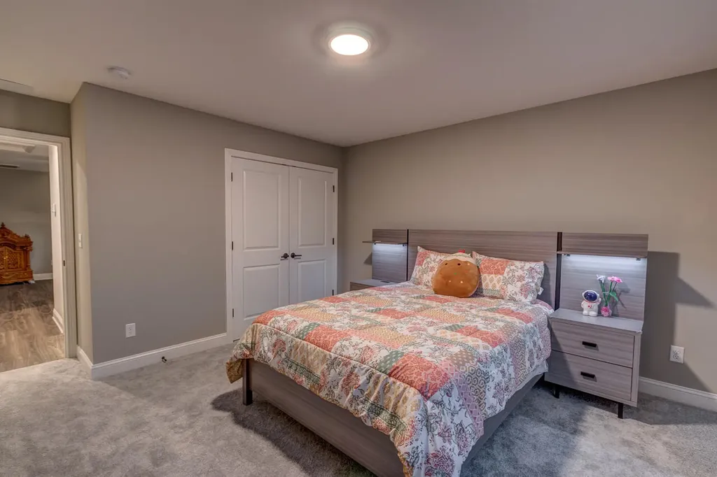 125 White Pine Court Frankfort KY 40601
