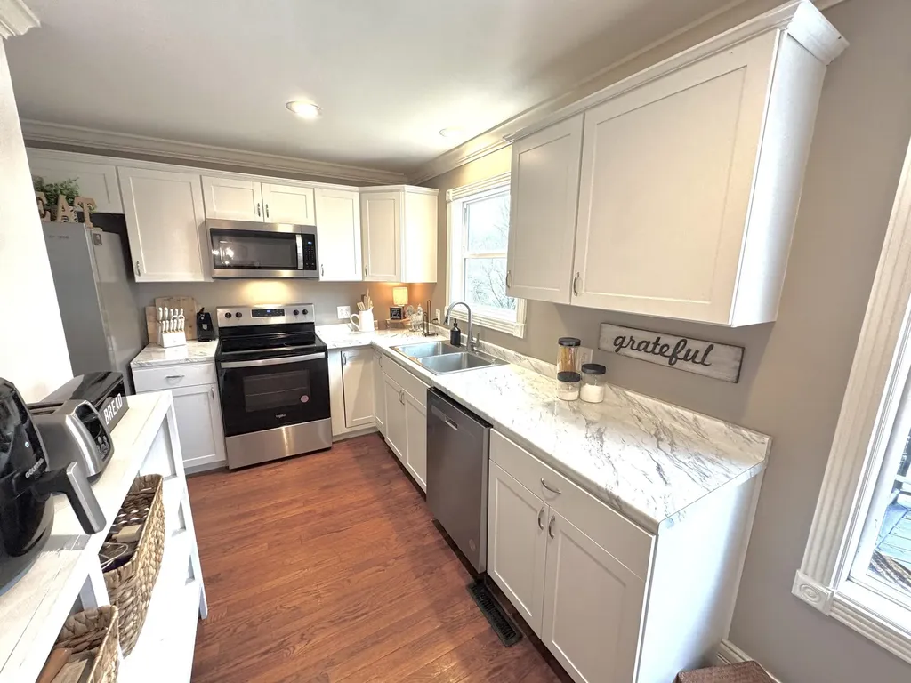 266 Byble Road London KY 40744