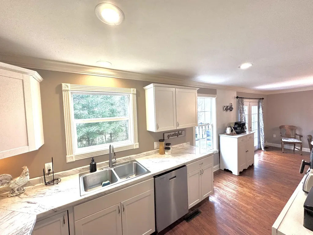 266 Byble Road London KY 40744