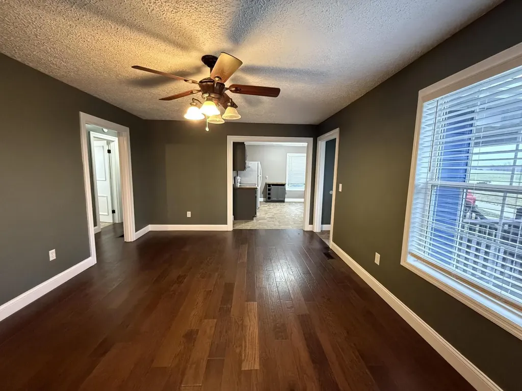1543 W Tunnel Hill Road Owingsville KY 40360