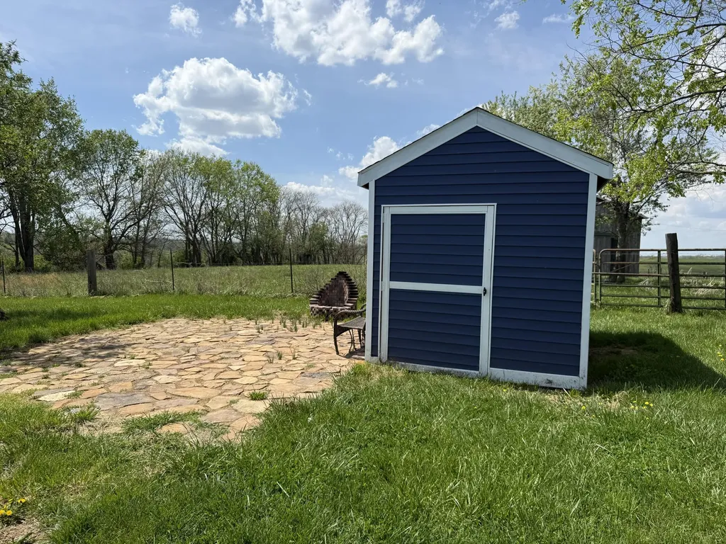 1543 W Tunnel Hill Road Owingsville KY 40360