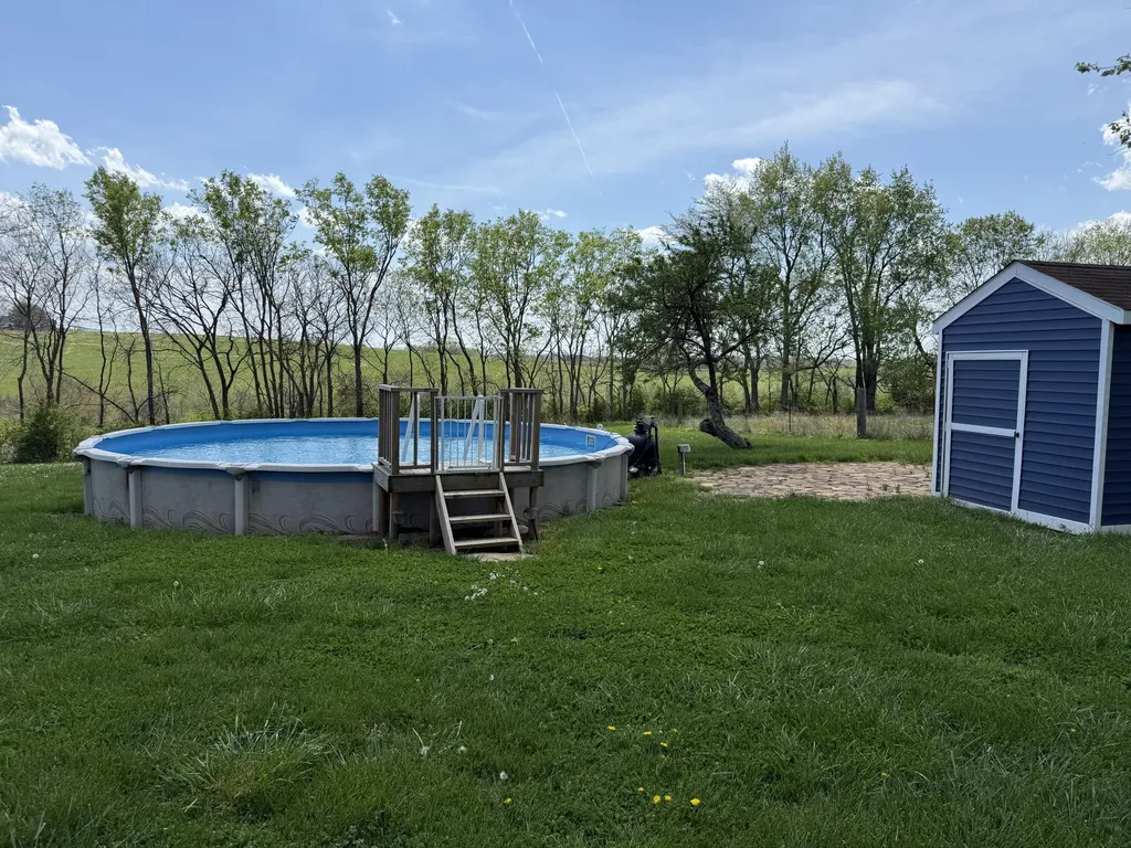 1543 W Tunnel Hill Road Owingsville KY 40360