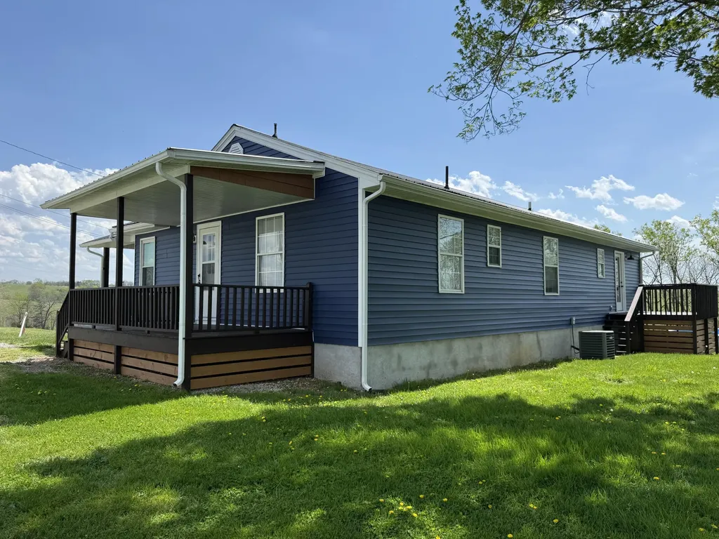 1543 W Tunnel Hill Road Owingsville KY 40360
