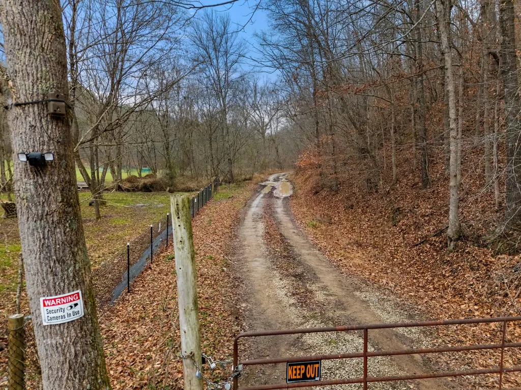 111 Baker Creek Road Manchester KY 40962