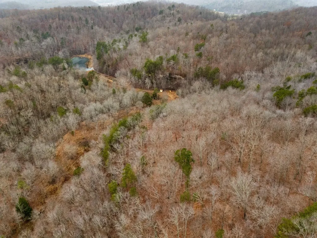 111 Baker Creek Road Manchester KY 40962