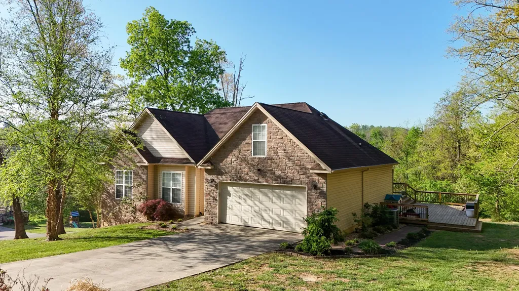 105 Hidden Creek Lane Mt Vernon KY 40456