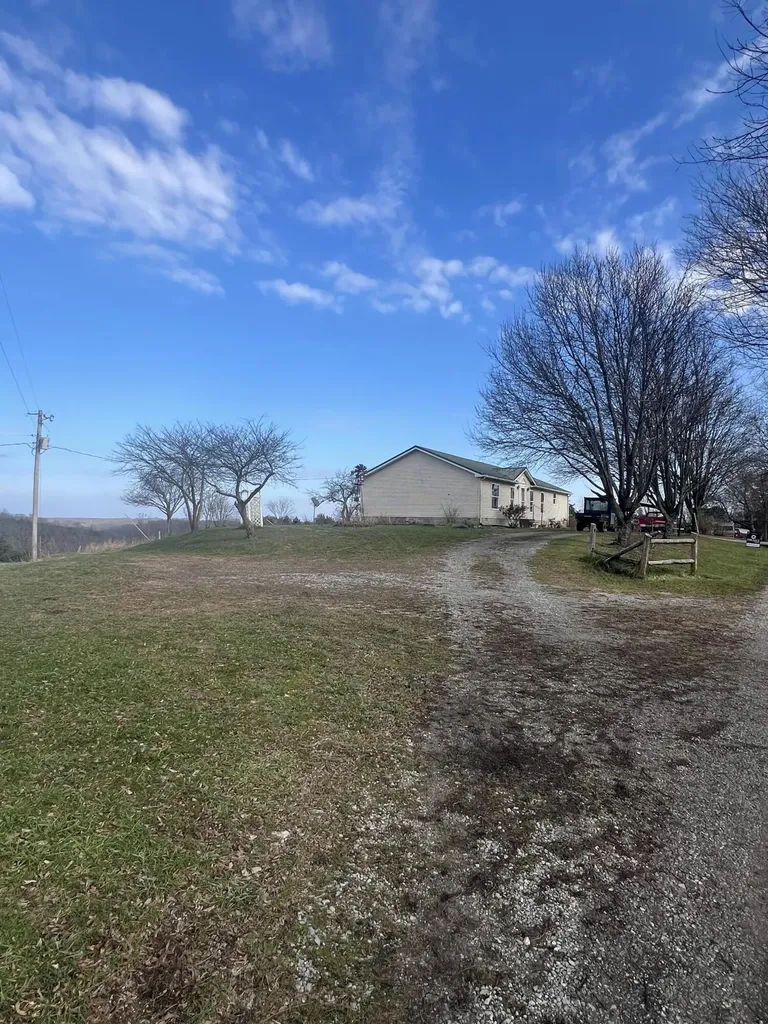 704 Cardwell Road Harrodsburg KY 40330
