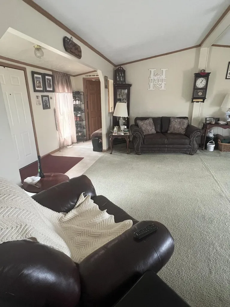704 Cardwell Road Harrodsburg KY 40330