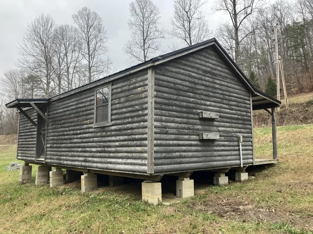 7619 Hawkins Branch Road Frenchburg KY 40322