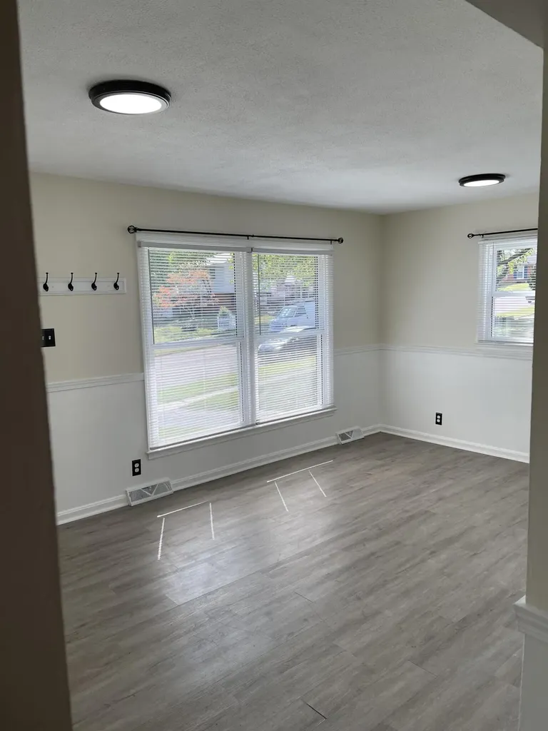 1276 Nice Drive Lexington KY 40504