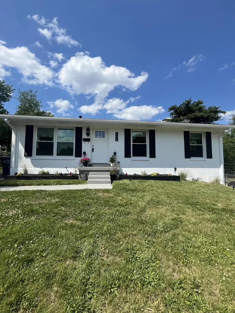 1276 Nice Drive Lexington KY 40504