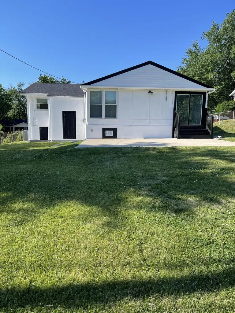 1276 Nice Drive Lexington KY 40504