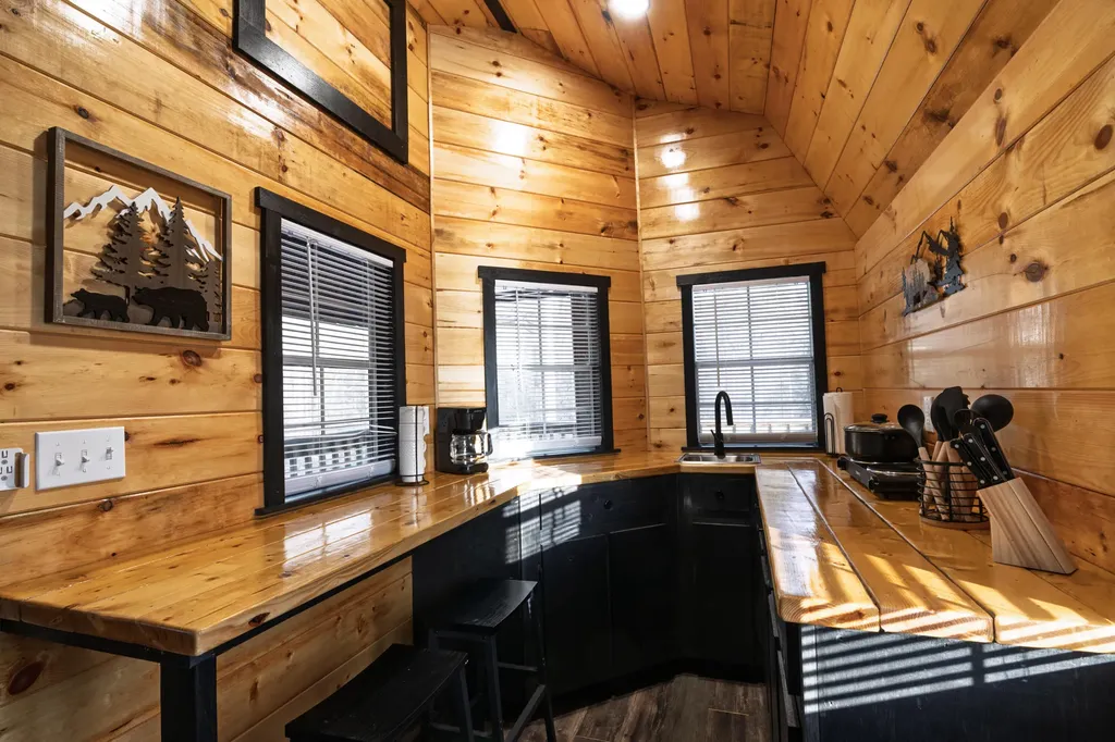 280 Pine Forest Park Road Campton KY 41301