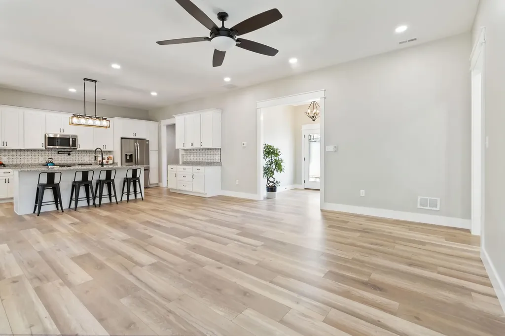 108 Patriot Drive Science Hill KY 42553