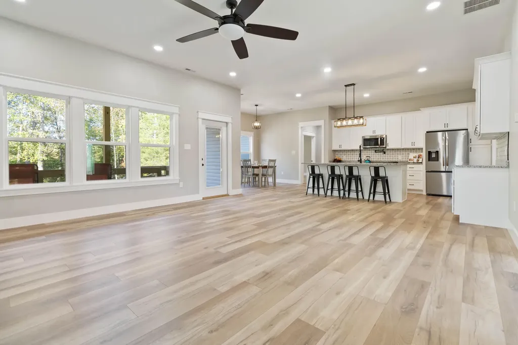 108 Patriot Drive Science Hill KY 42553