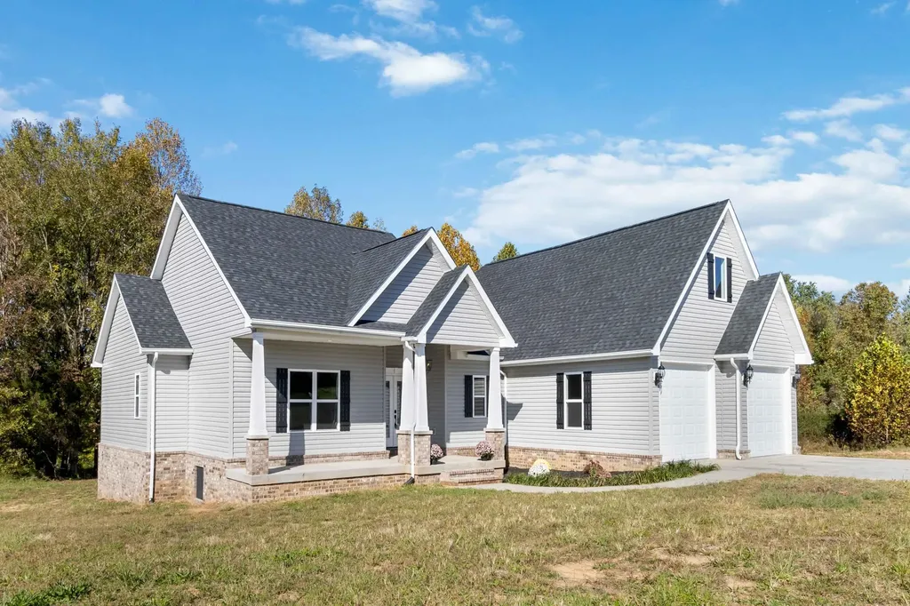 108 Patriot Drive Science Hill KY 42553