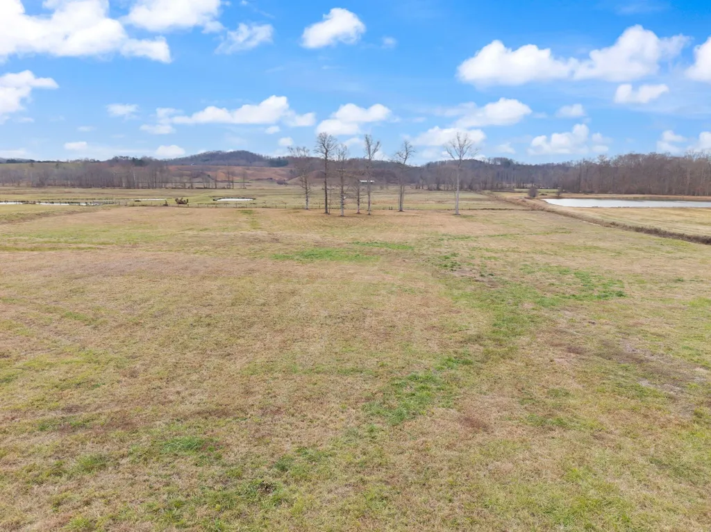 9999 E Laurel Road London KY 40741