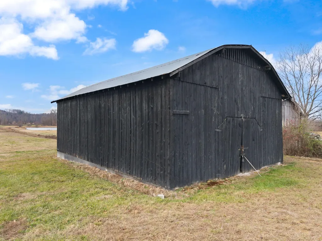 9999 E Laurel Road London KY 40741