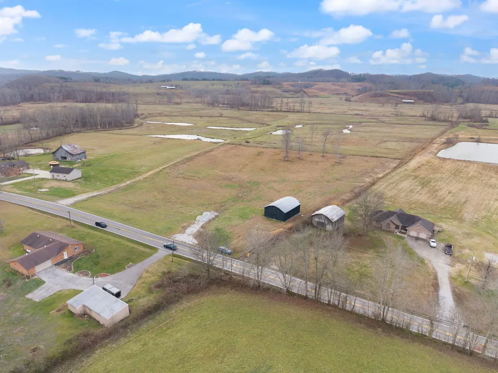 9999 E Laurel Road London KY 40741