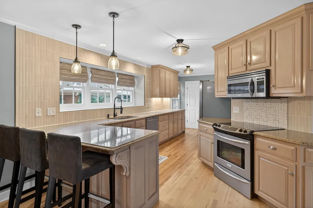 1105 Taborlake Drive Lexington KY 40502