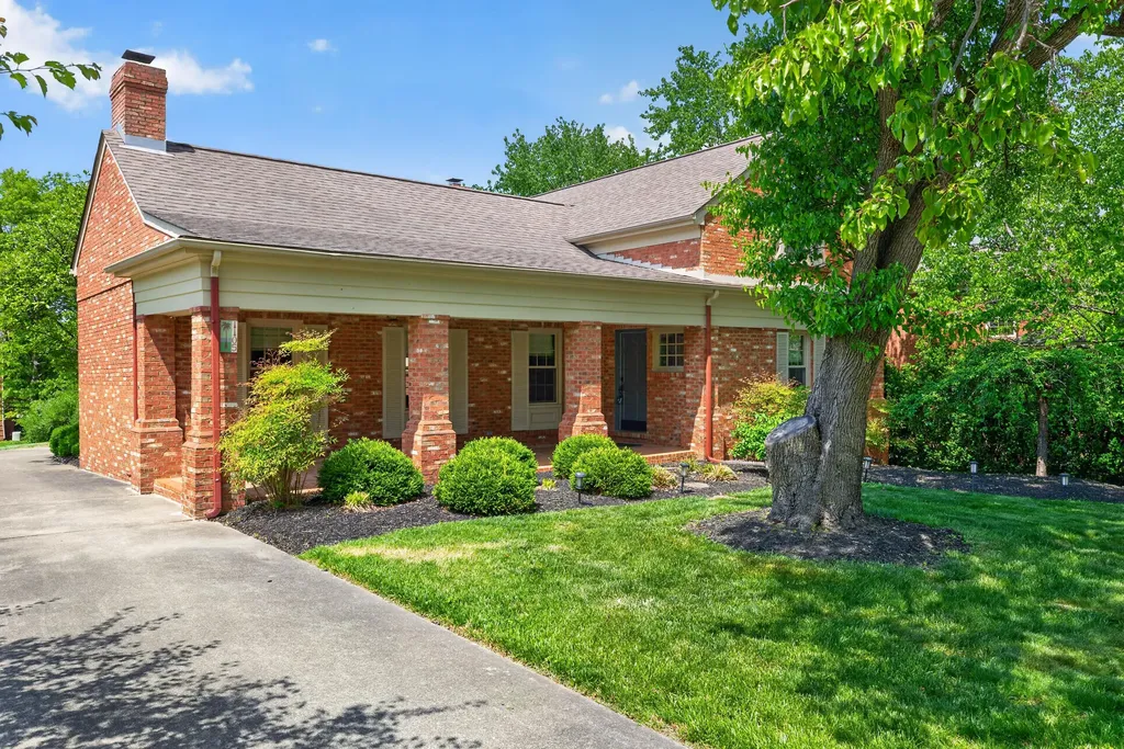 1105 Taborlake Drive Lexington KY 40502