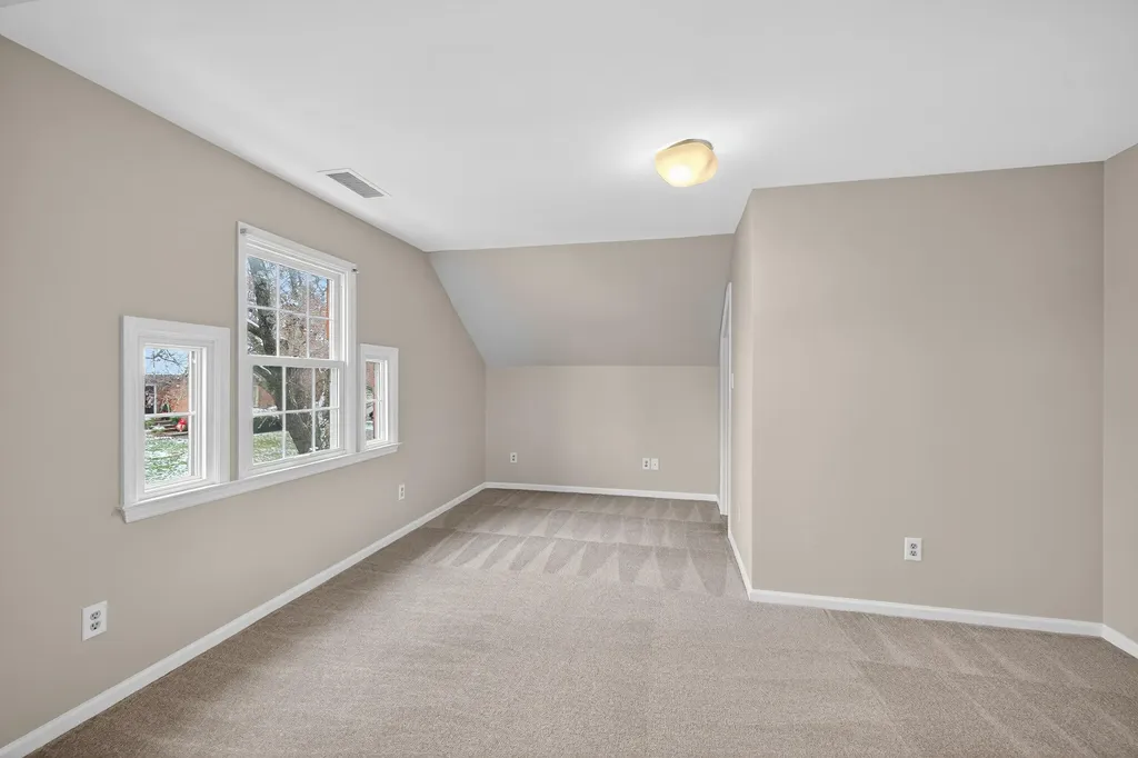1105 Taborlake Drive Lexington KY 40502