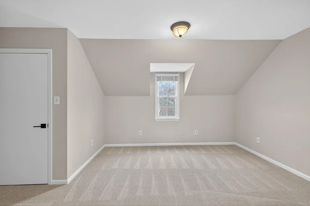 1105 Taborlake Drive Lexington KY 40502