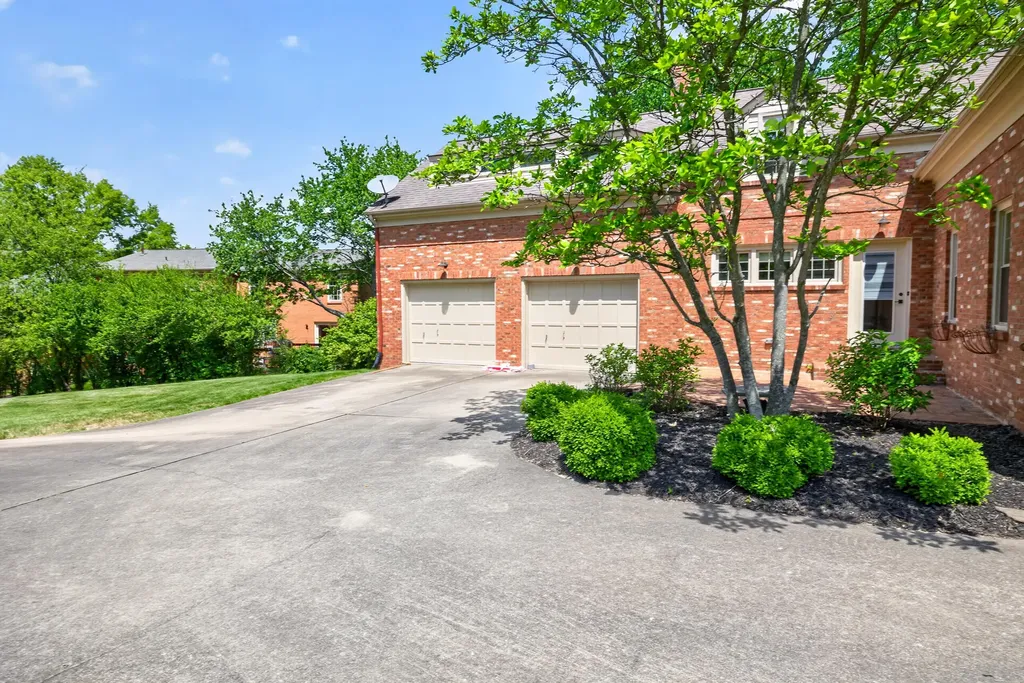 1105 Taborlake Drive Lexington KY 40502