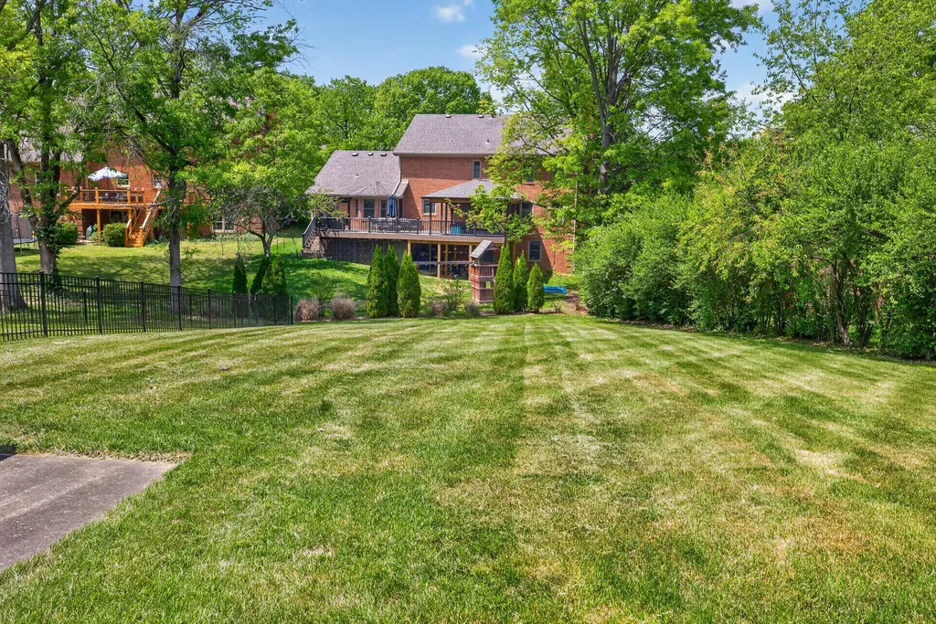 1105 Taborlake Drive Lexington KY 40502