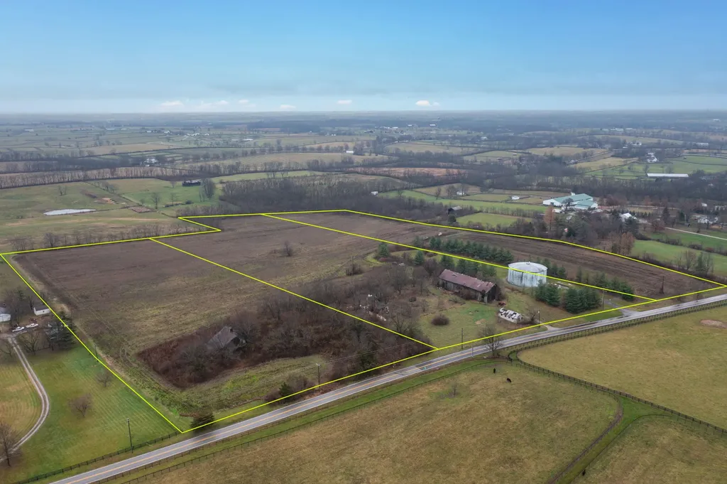 7390 Russell Cave Road Lexington KY 40511