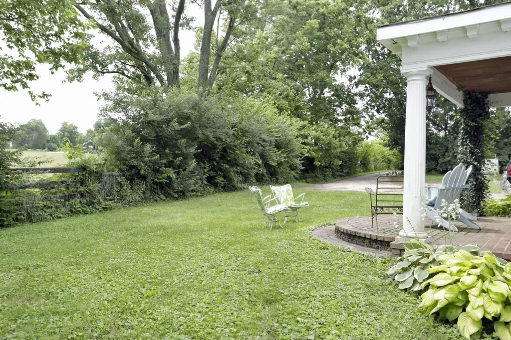 2600 Paynes Mill Road Versailles KY 40383