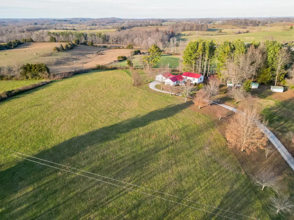 3268 Highway 635 Science Hill KY 42553