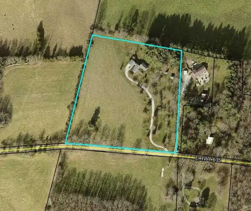 3268 Highway 635 Science Hill KY 42553