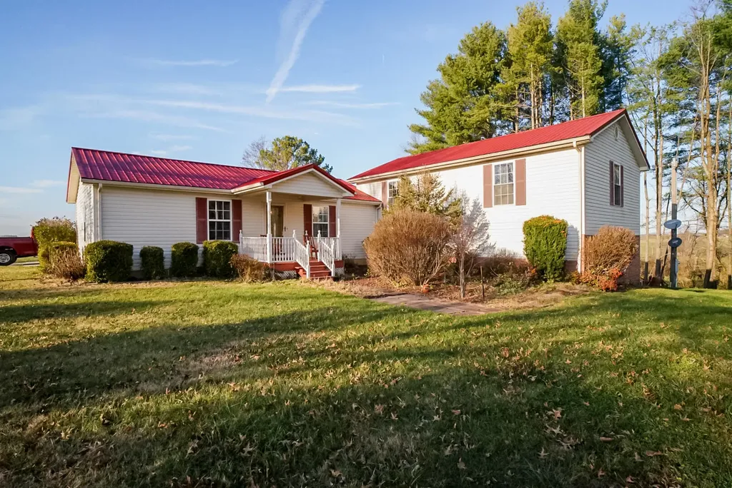 3268 Highway 635 Science Hill KY 42553