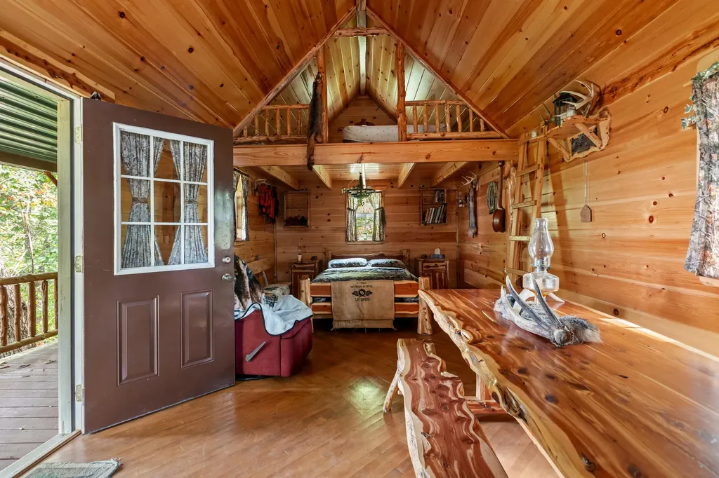 4445-2 Pine Grove Road Means KY 40346