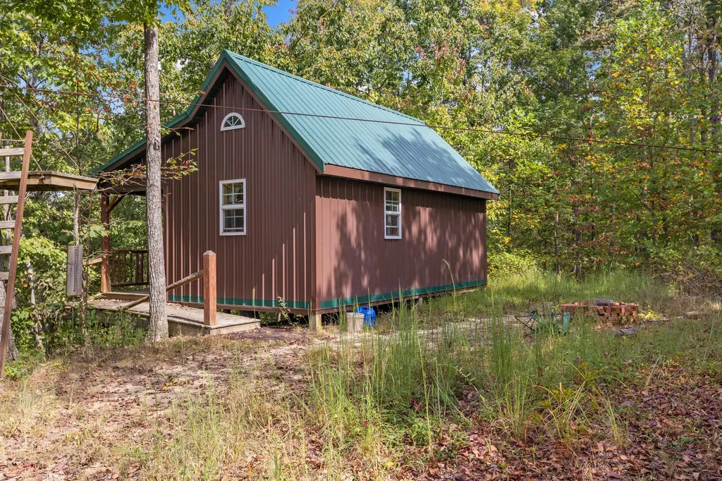 4445-2 Pine Grove Road Means KY 40346