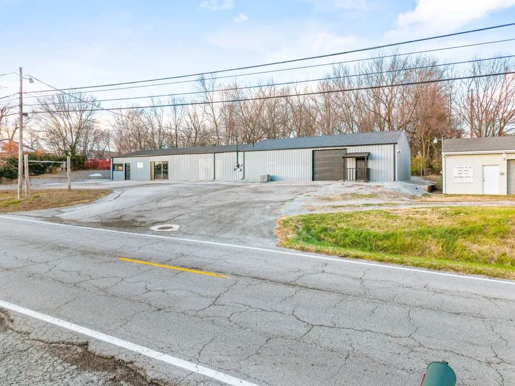 904 E Main Street Stanford KY 40484