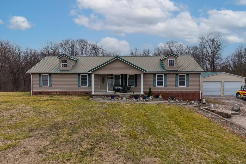 233 Cunningham Lane Winchester KY 40391