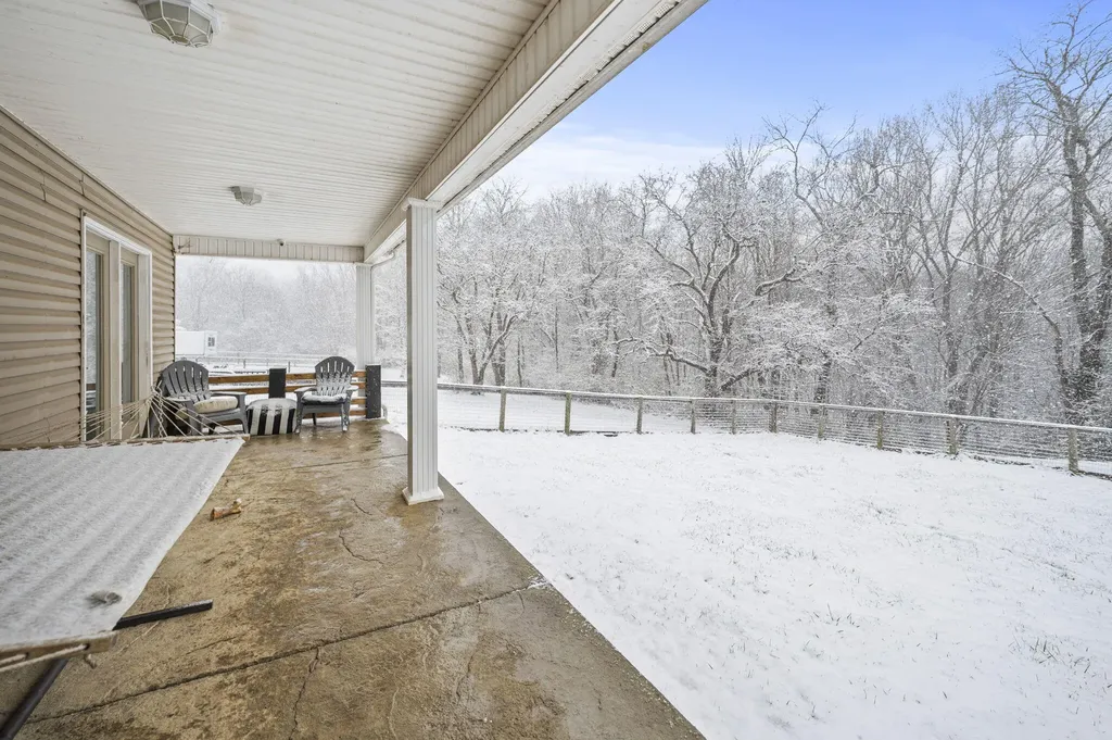 233 Cunningham Lane Winchester KY 40391