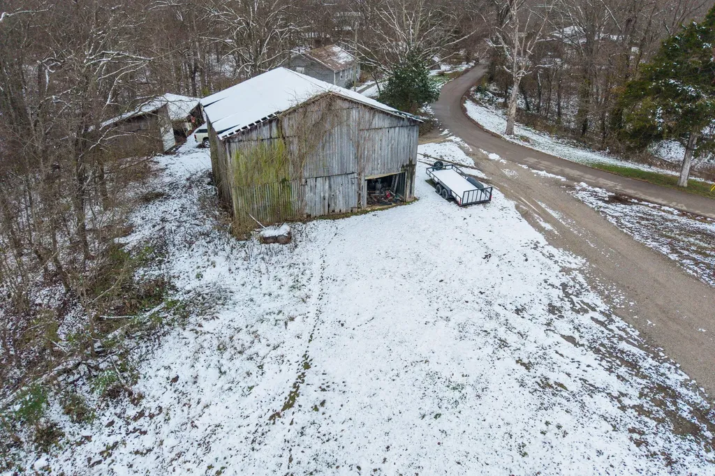 233 Cunningham Lane Winchester KY 40391
