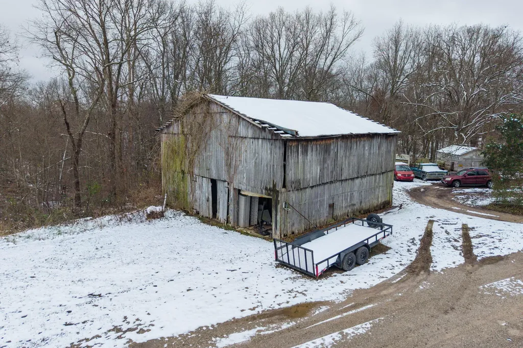 233 Cunningham Lane Winchester KY 40391