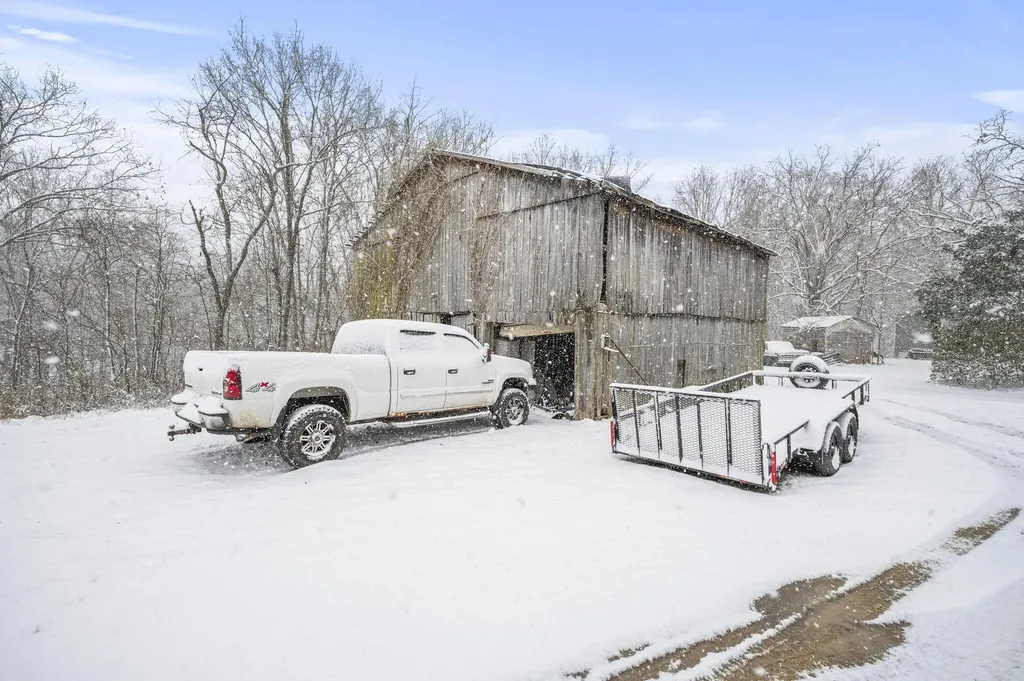233 Cunningham Lane Winchester KY 40391