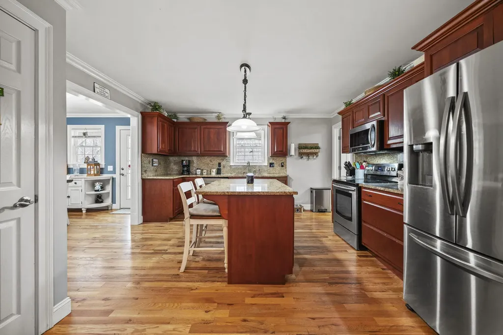 233 Cunningham Lane Winchester KY 40391