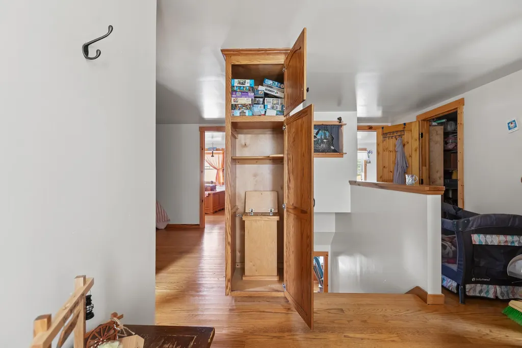 4445 Pine Grove Road Means KY 40346