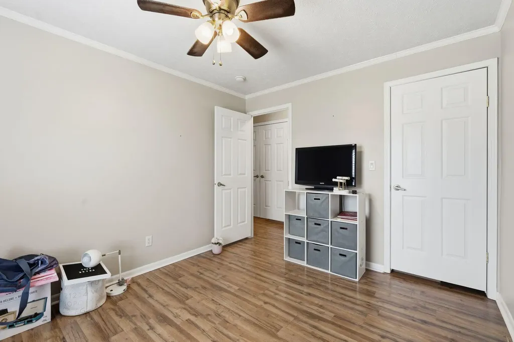 1027 Regency Road Danville KY 40422