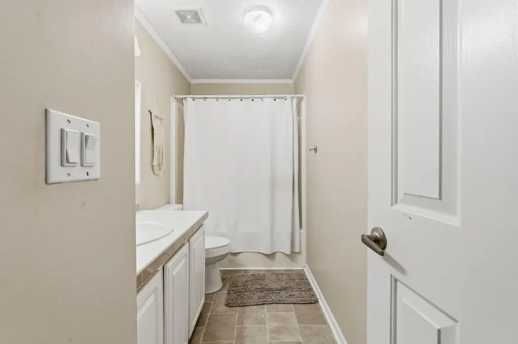 1027 Regency Road Danville KY 40422